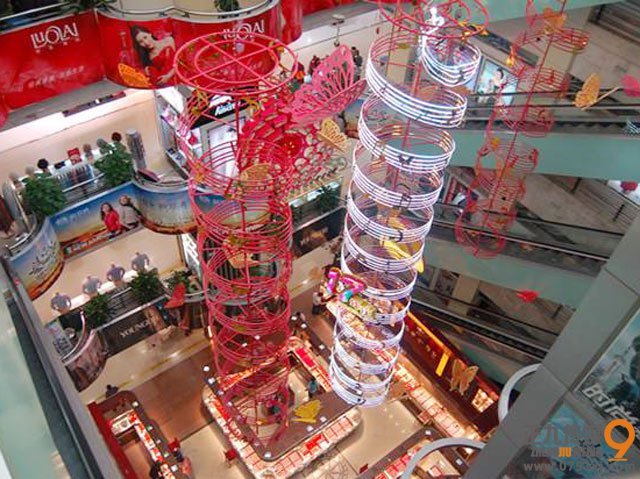 五一劳动节日庆典商场美陈