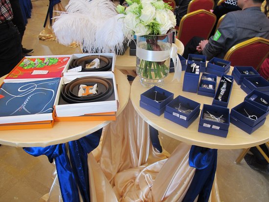 万达奢侈品展销会盛大开幕 国际大牌引追捧